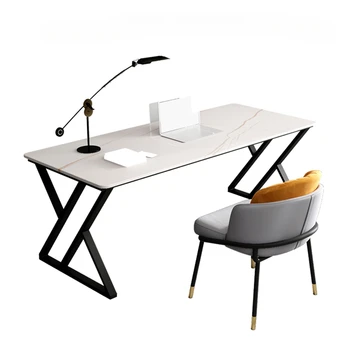 Šviesos prabanga roko valdybos stalas, minimalistinės šiuolaikinio kompiuterio darbalaukyje, mažų vienetų miegamasis, paprastas biuras