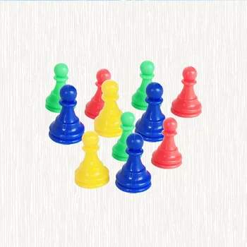 64pcs Plastiko Chessman 8 Spalva stalo Žaidimas Pakeitimo Šachmatai